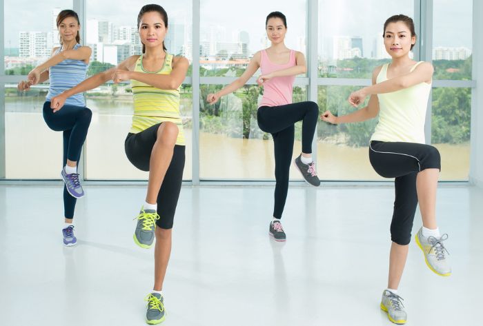 Tập aerobic giảm mỡ bụng